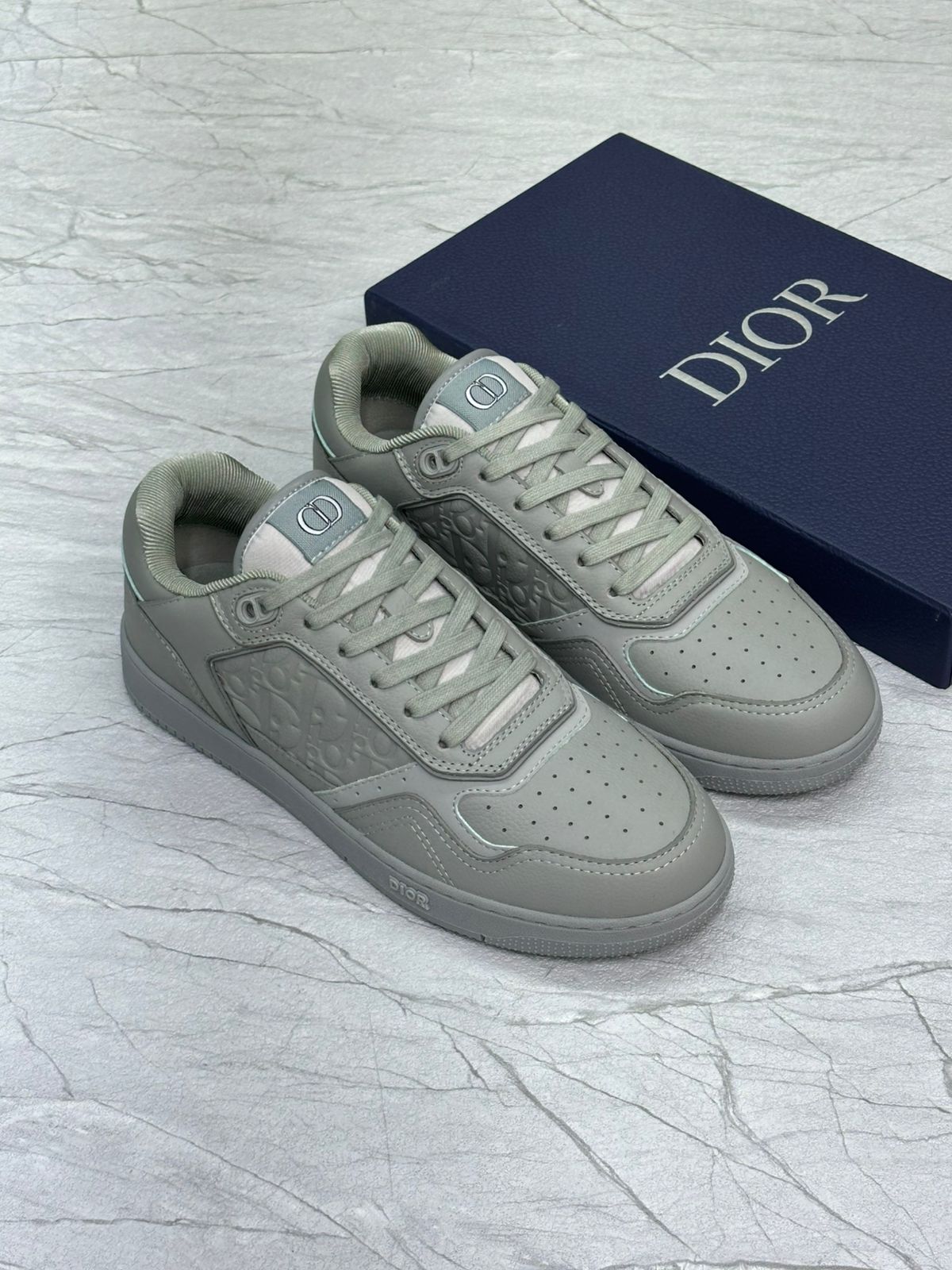 Dior B27 Uptown | Gray Calfskin