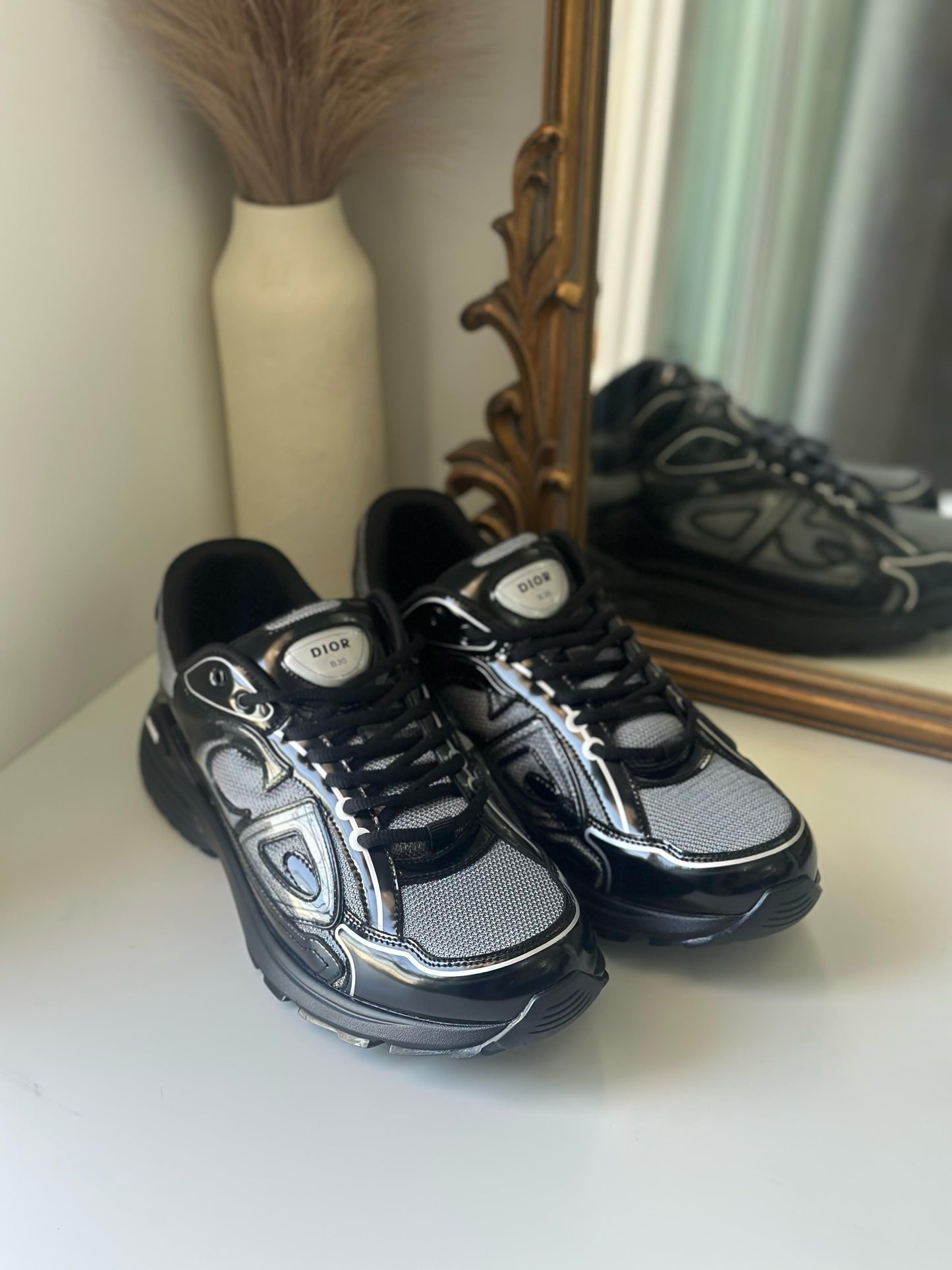 Dior B30 | Gloss Black & Grey