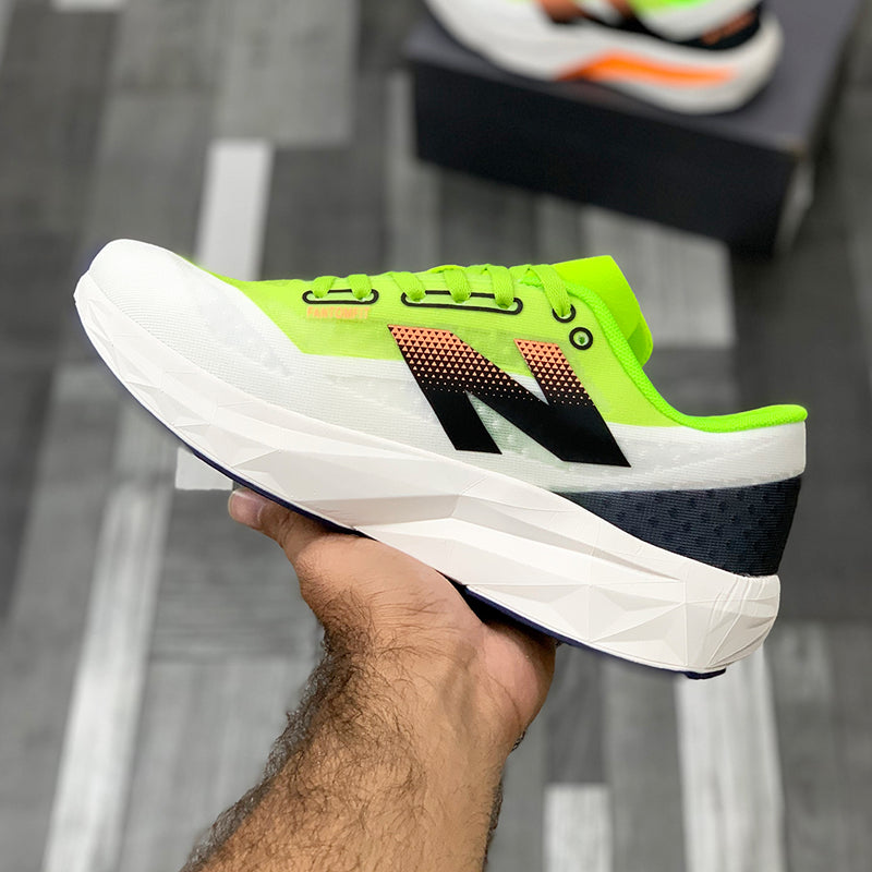 New Balance FuelCell Rebel v4 | Lime Hot Mango