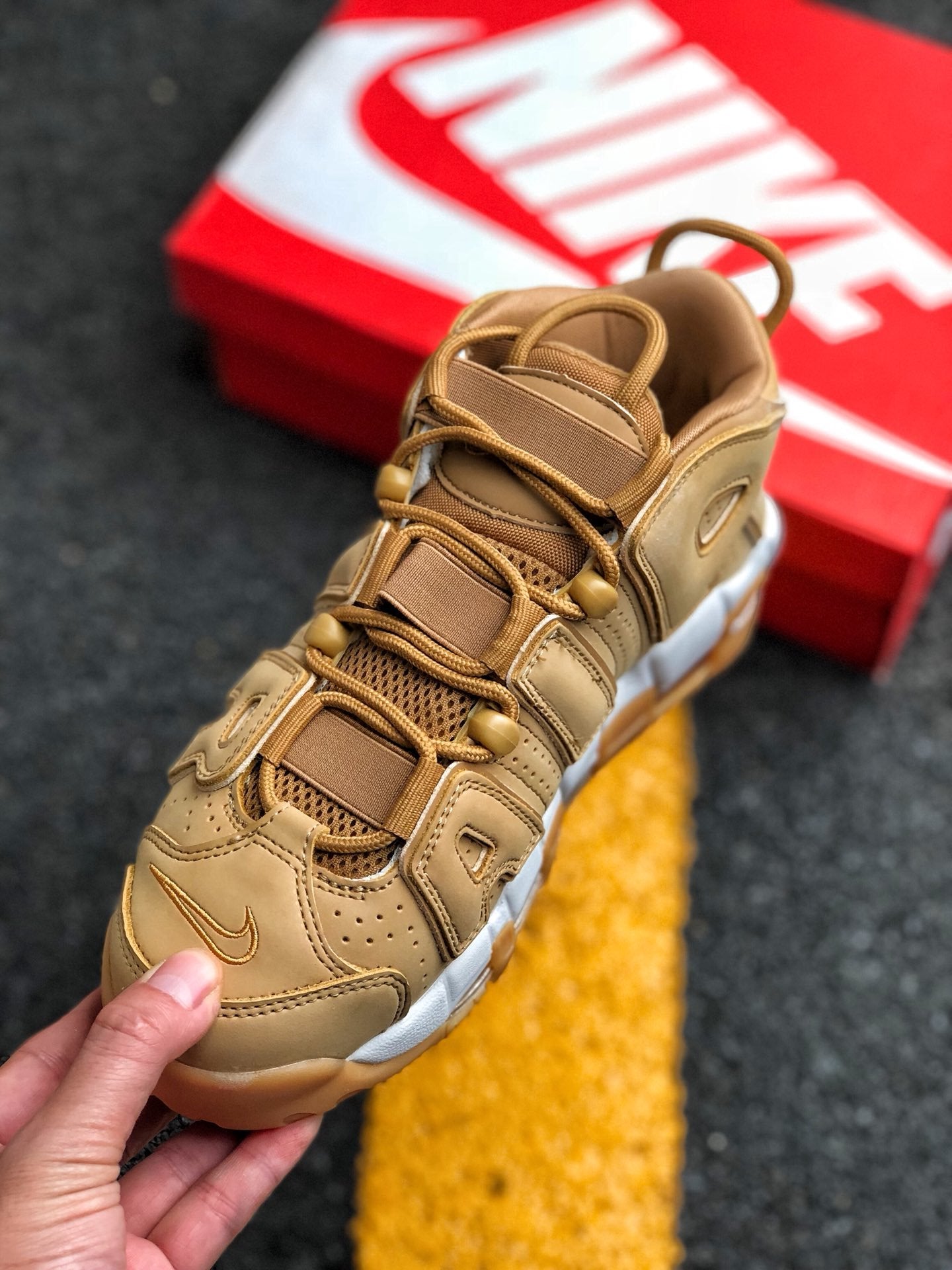 Nike Air More Uptempo | Wheat Flax