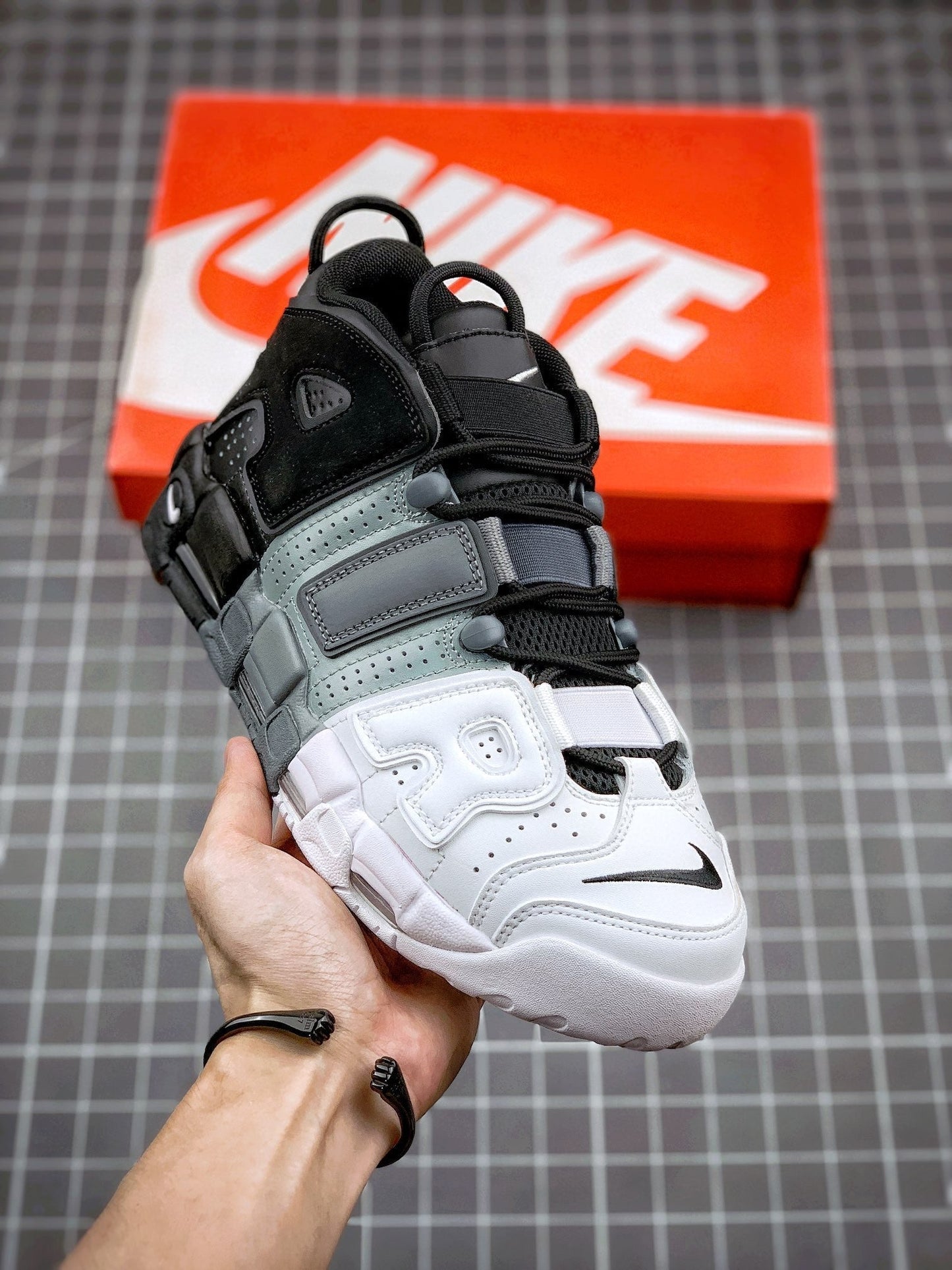 Nike Air More Uptempo | Tri-Color