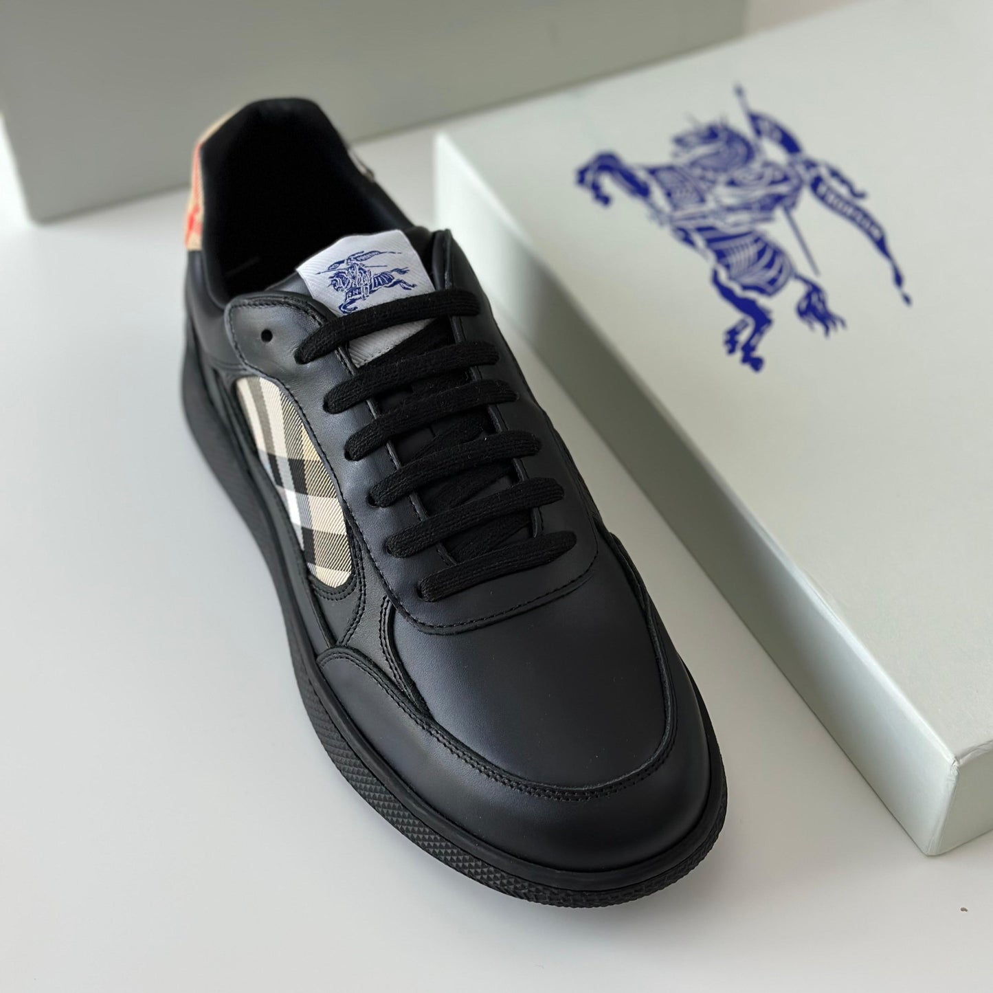 Burberry Check | Black