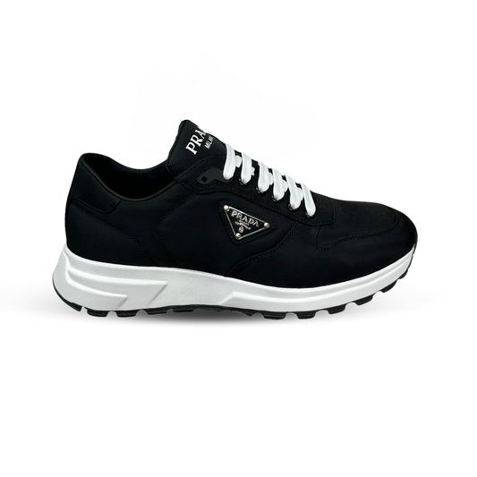 Prada PRAX 01 | Black/White