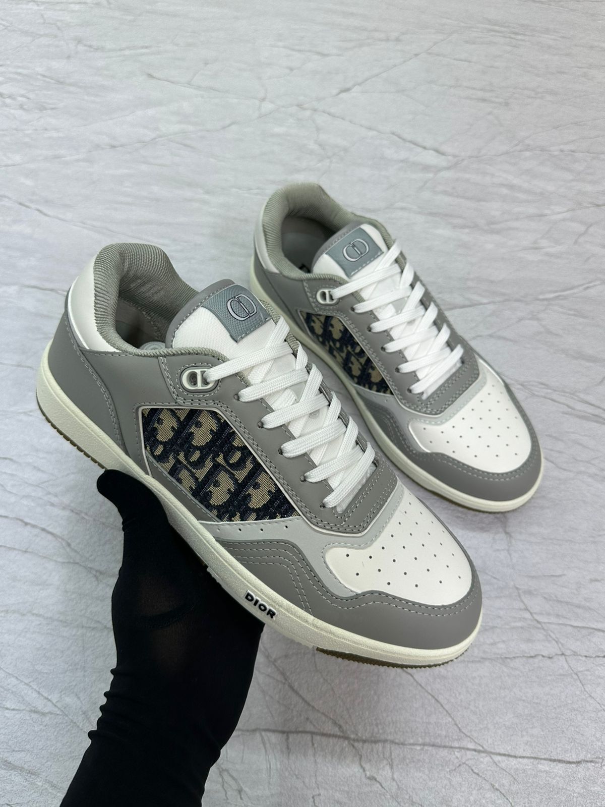 Dior B27 Uptown | Gray