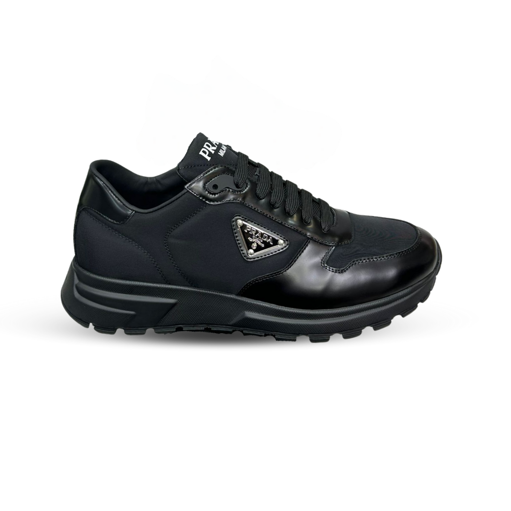 Prada PRAX 01 | Black