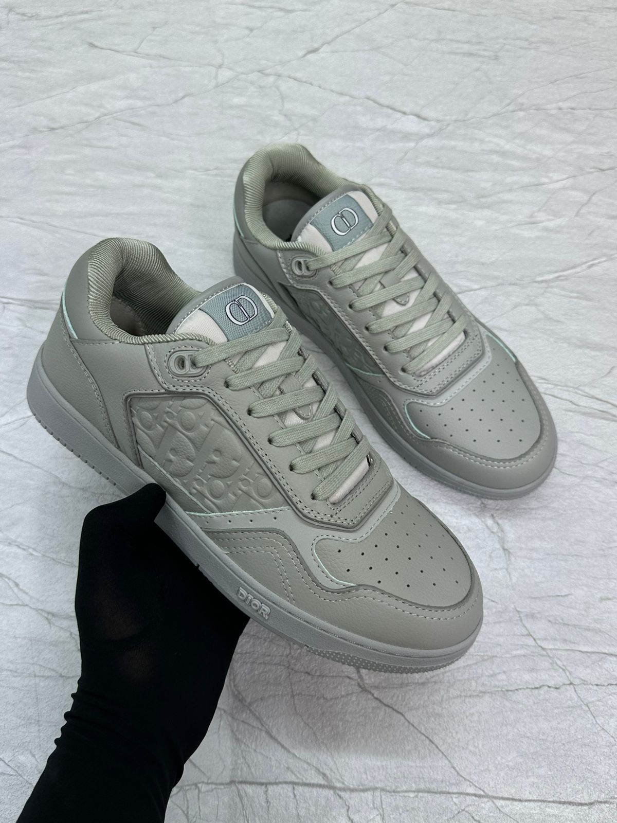 Dior B27 Uptown | Gray Calfskin