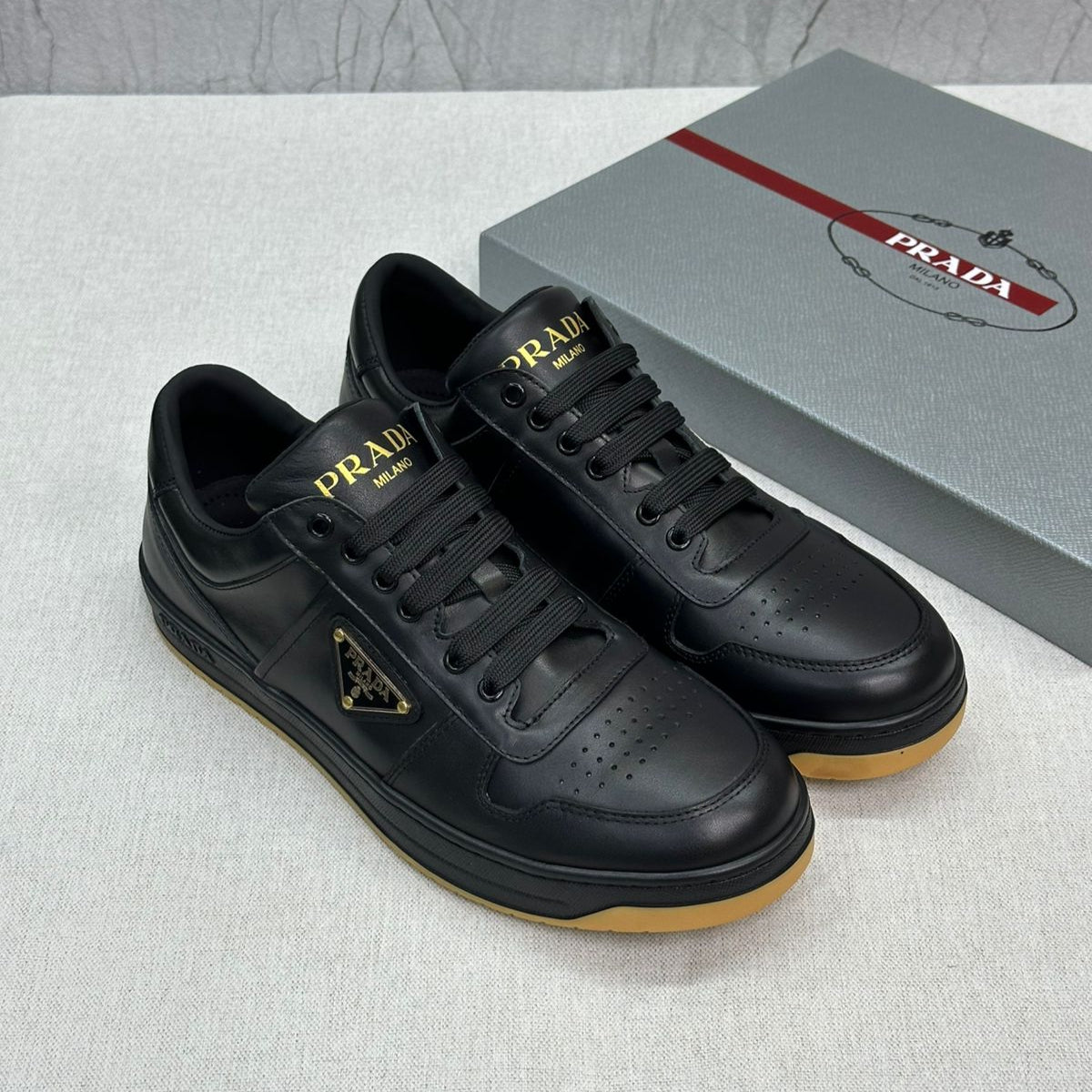 Prada Downtown | Black