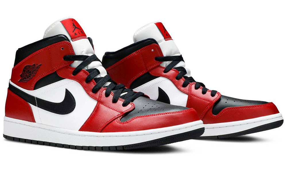 Air Jordan 1 Mid Chicago | Black Toe
