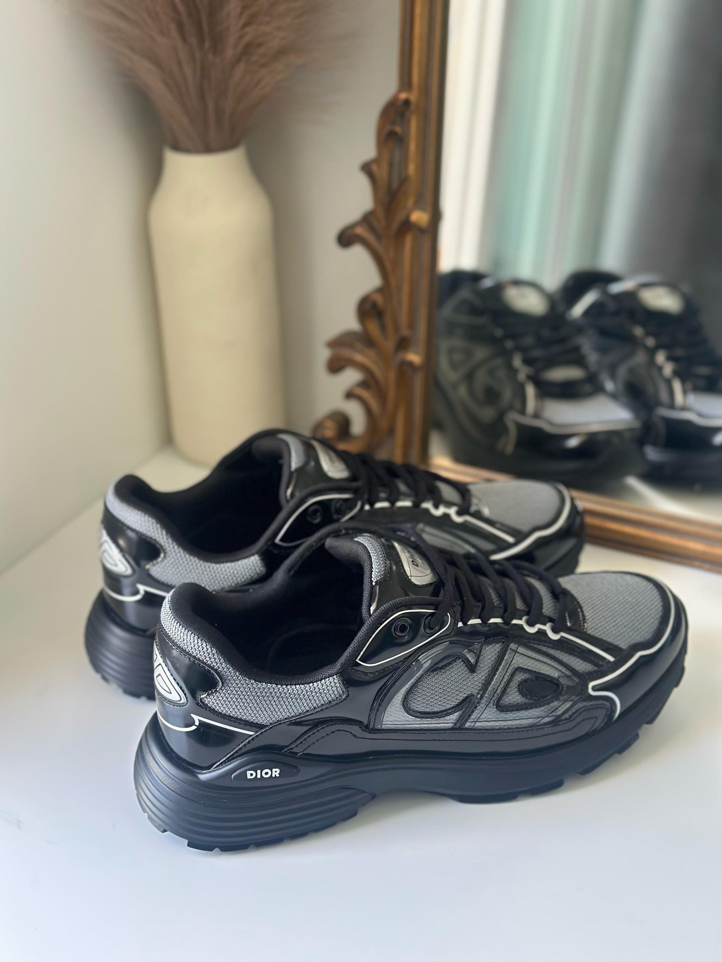 Dior B30 | Gloss Black & Grey
