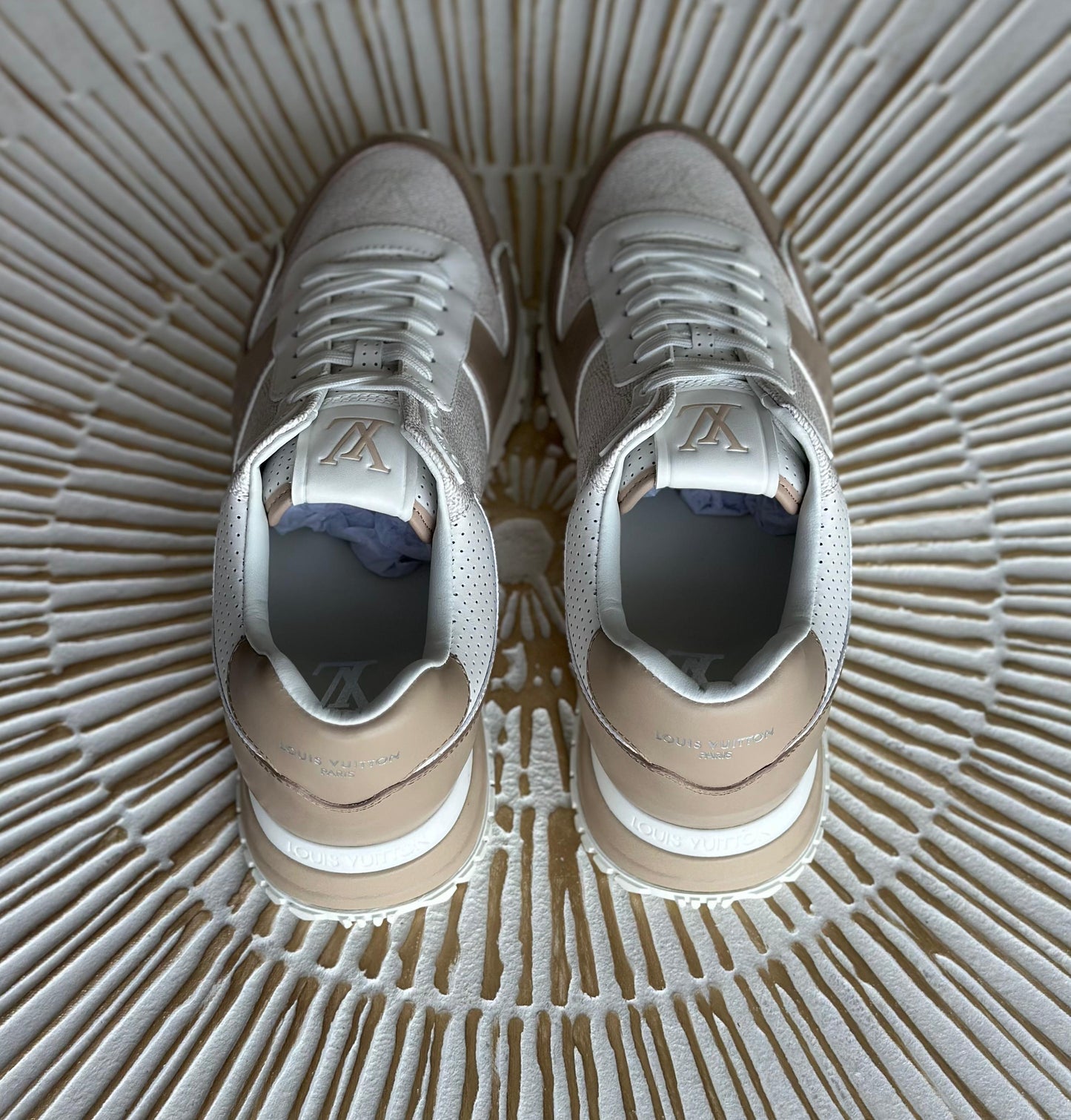 Louis Vuitton Run Away | Beige Monogram