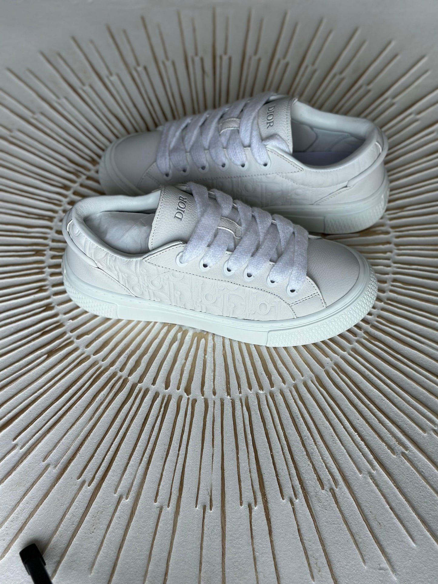 Dior B33 Spin | White Calfskin