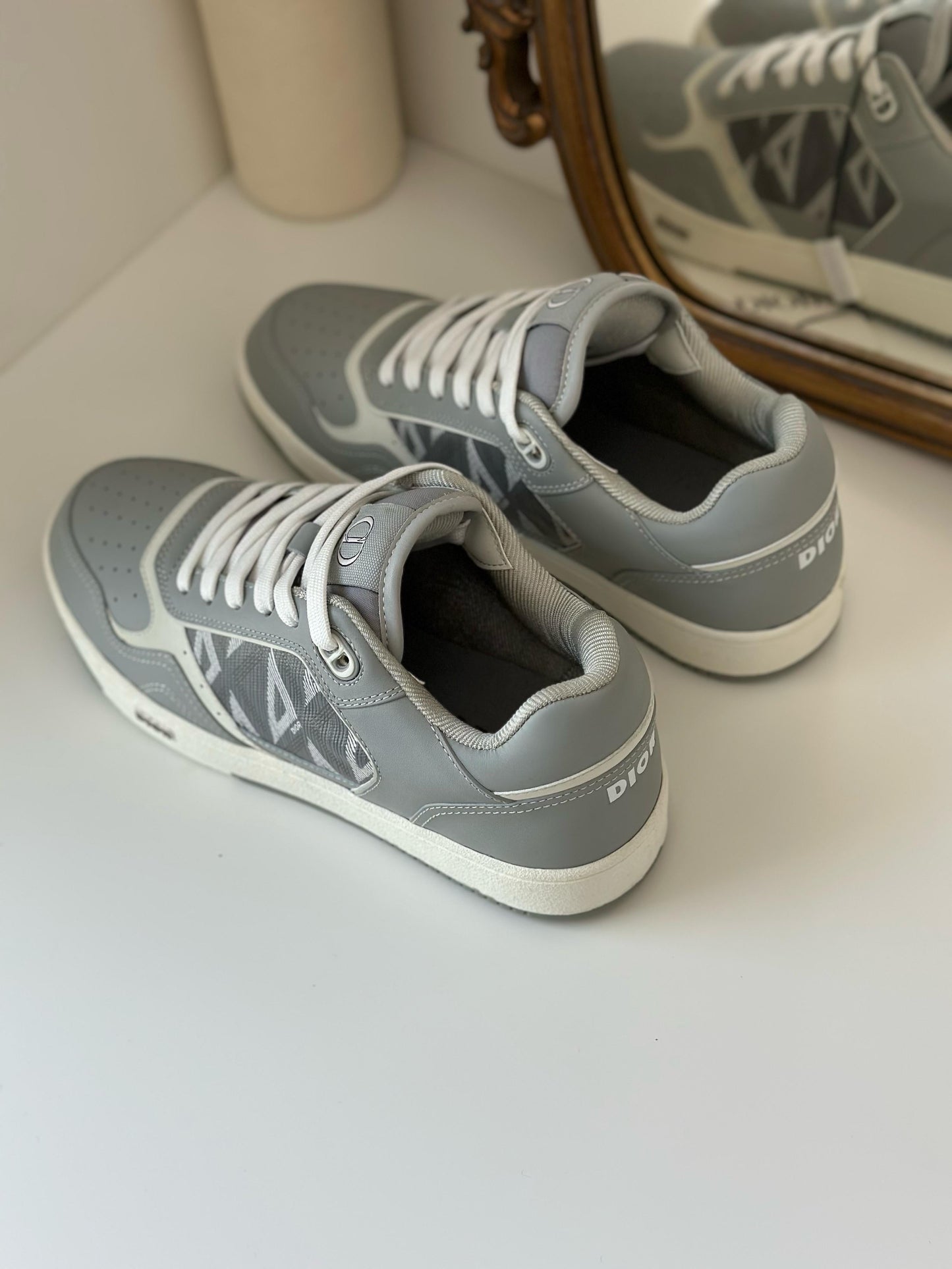 Dior B27 | Grey CD Diamond