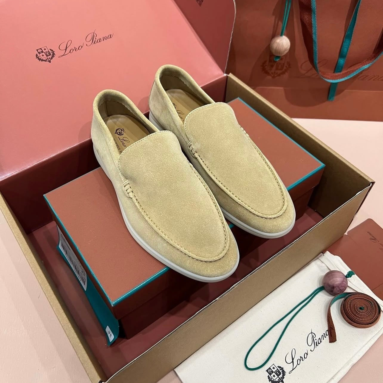 Loro Piana Summer | Brown