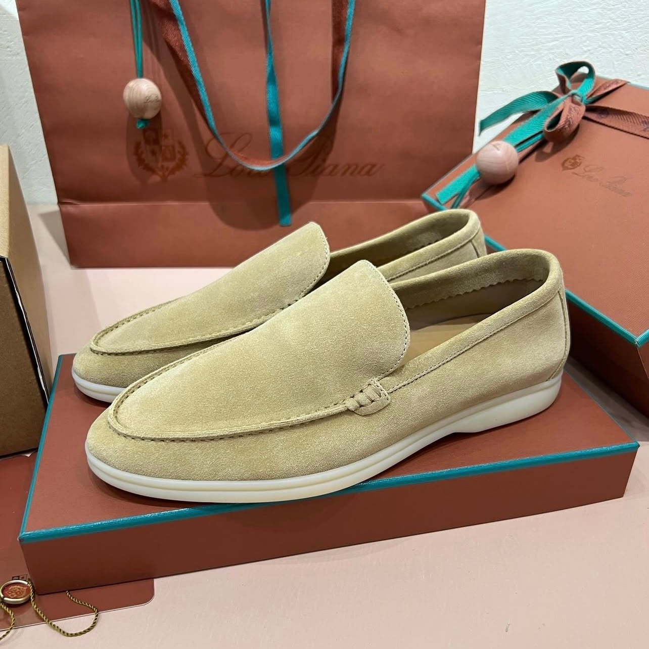 Loro Piana Summer | Brown