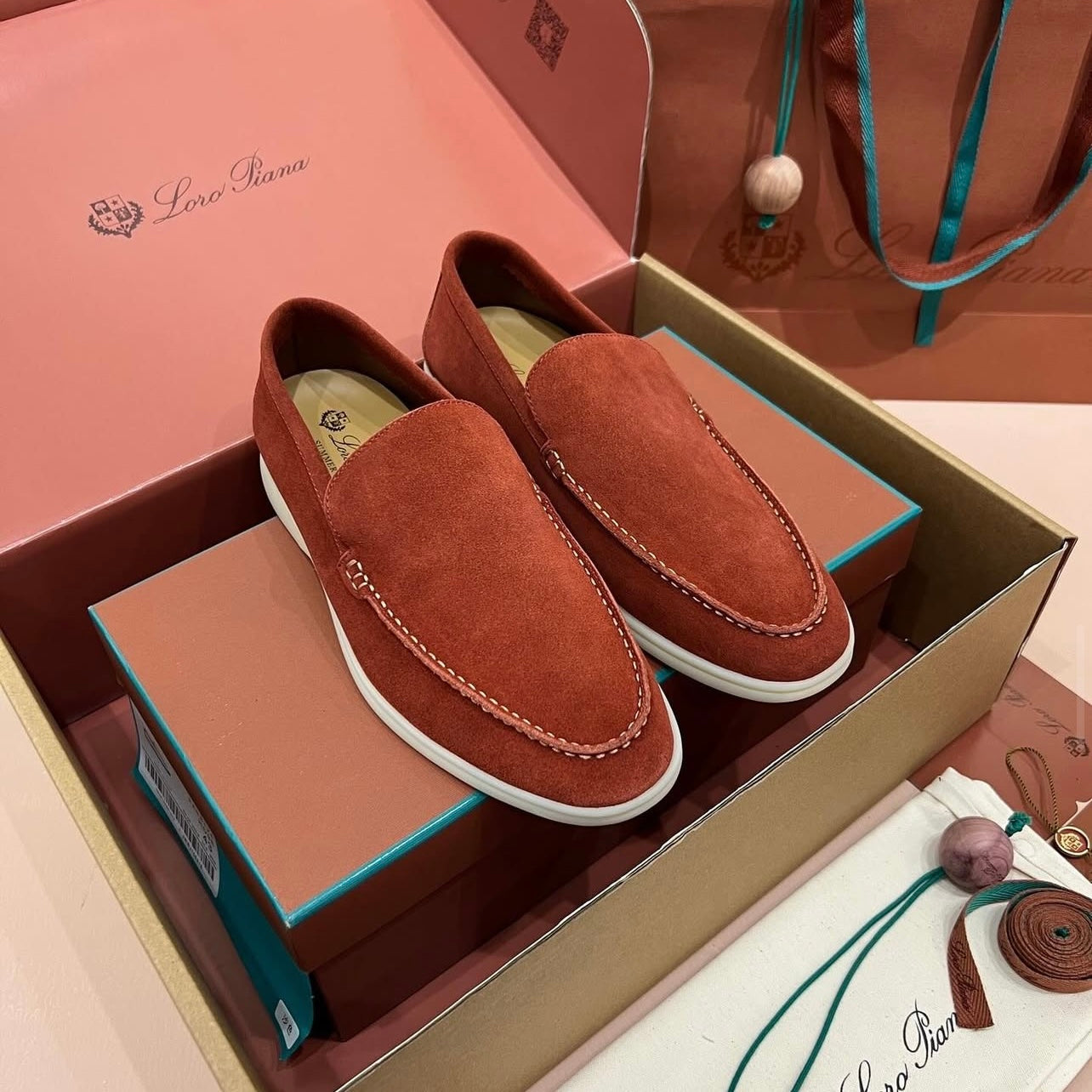Loro Piana Summer | Dried Red