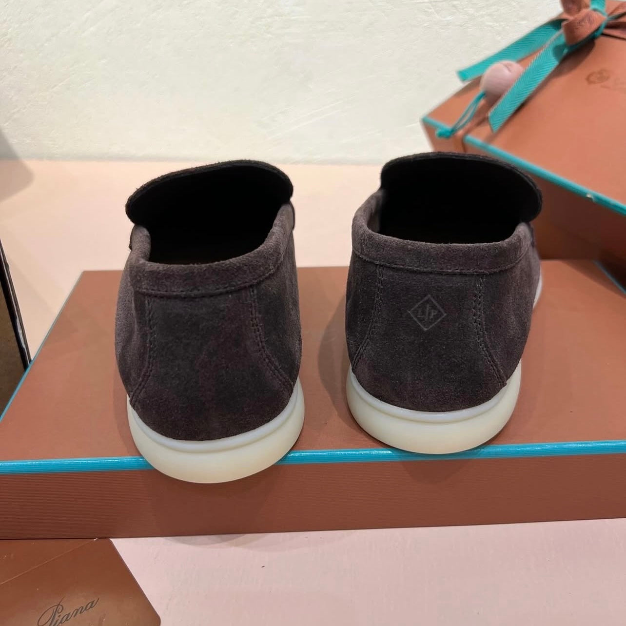 Loro Piana Summer | Brown