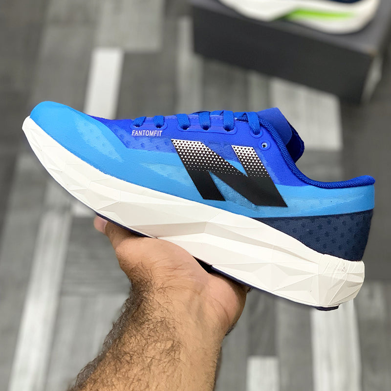 New Balance FuelCell Rebel v4 | Limelight Blue