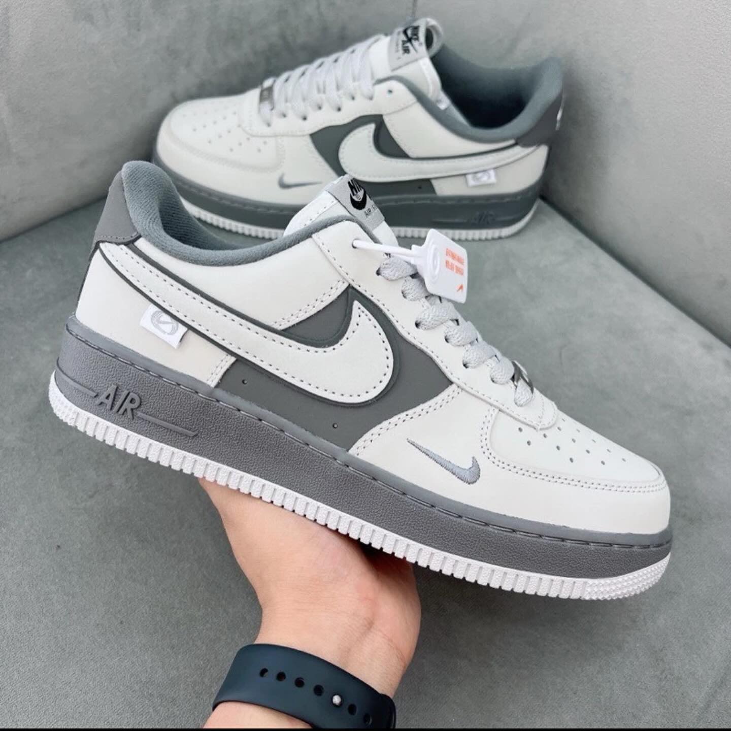 Nike Air Force Swoosh | Gray