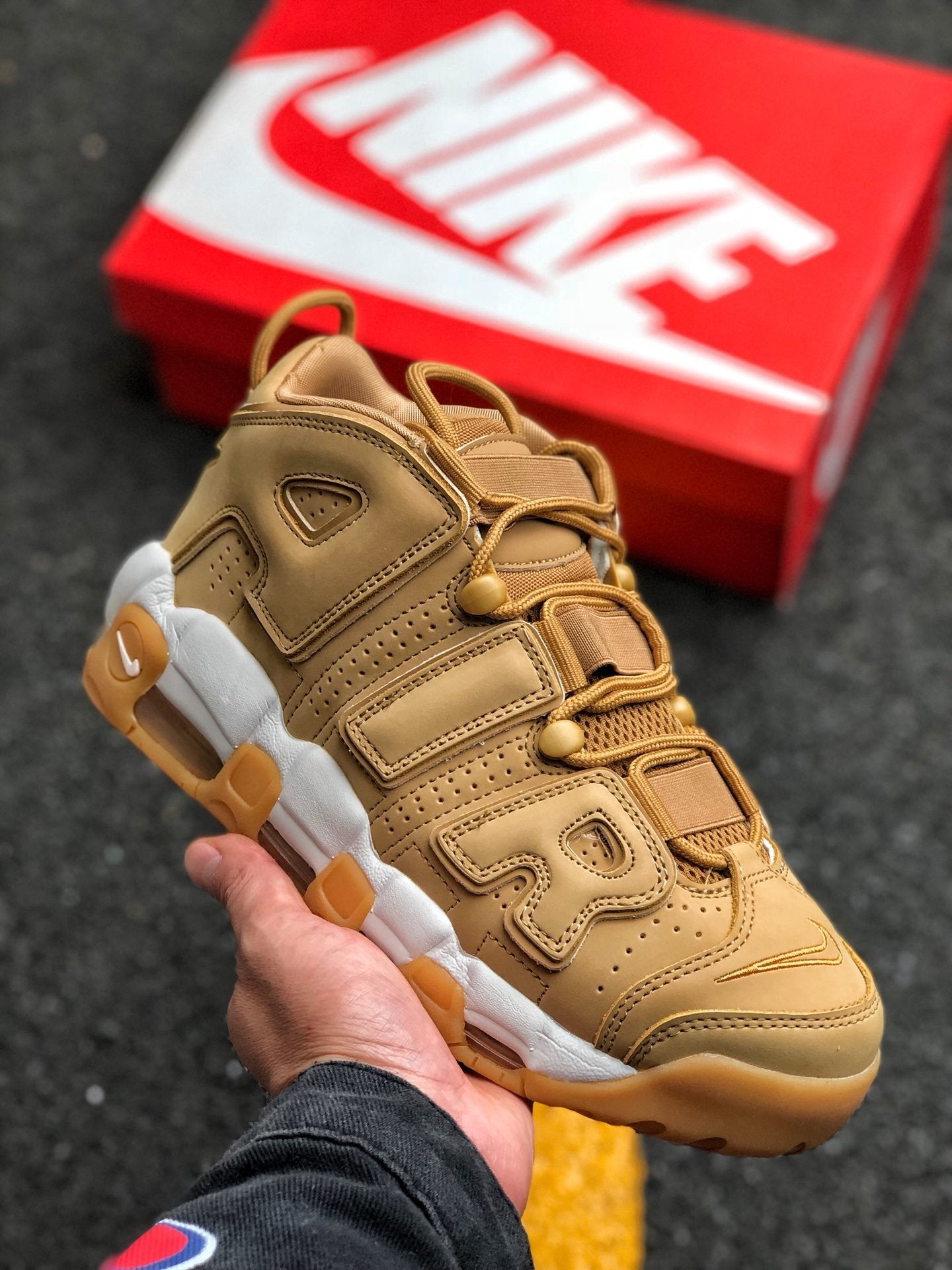 Nike Air More Uptempo | Wheat Flax