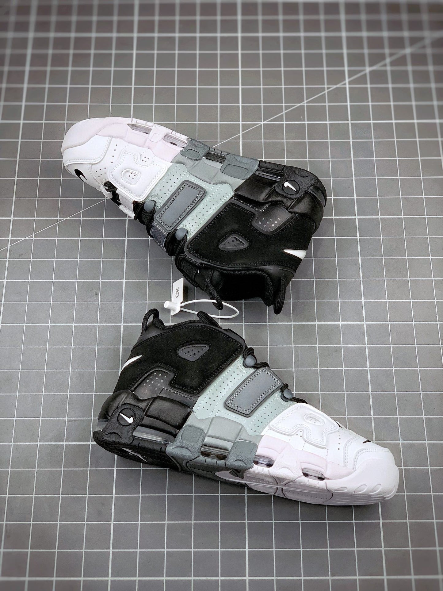 Nike Air More Uptempo | Tri-Color