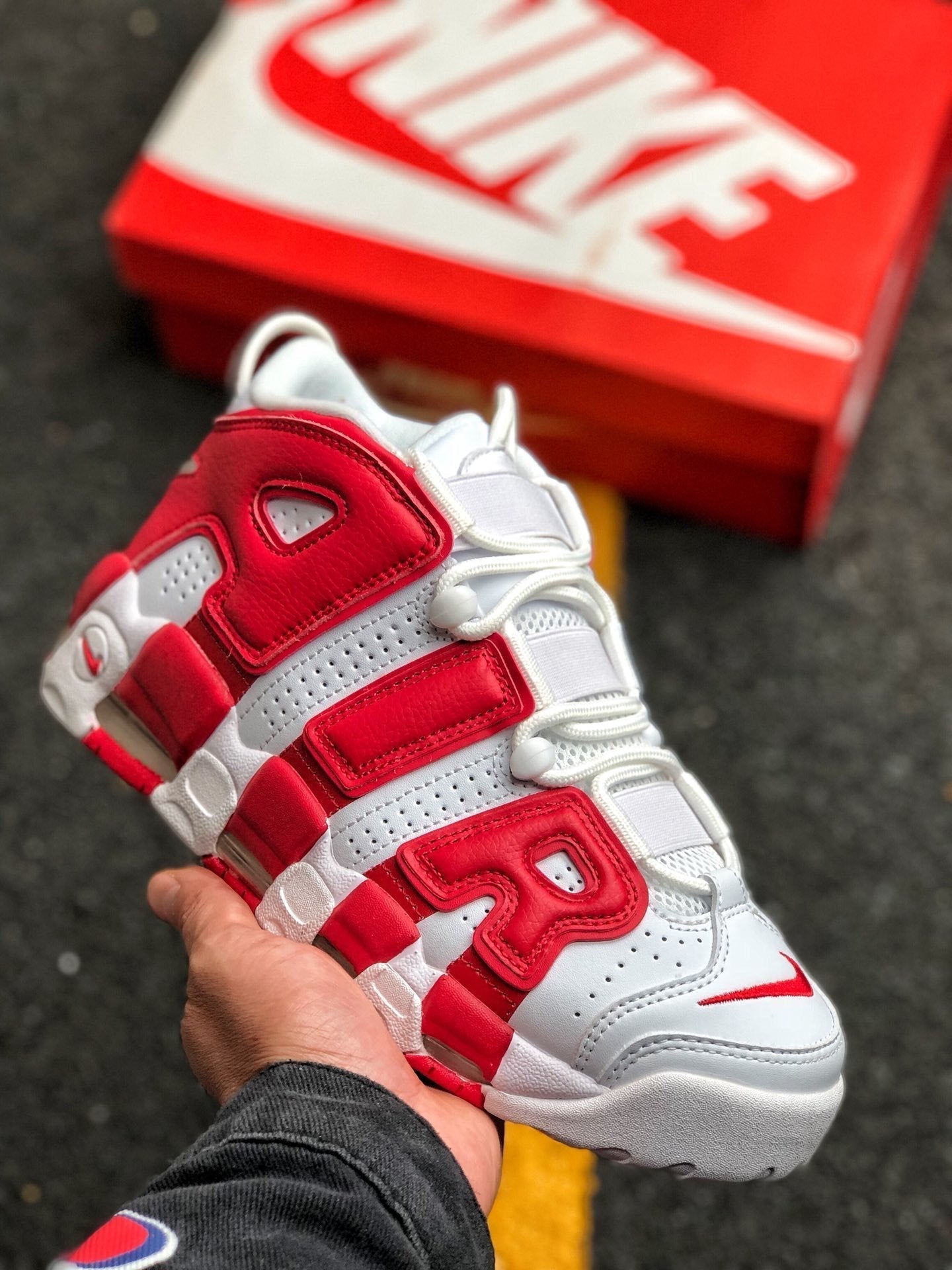 Nike Air More Uptempo | White Red