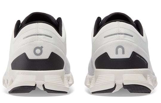 On Cloud Cloud X 3 | Ivory Black