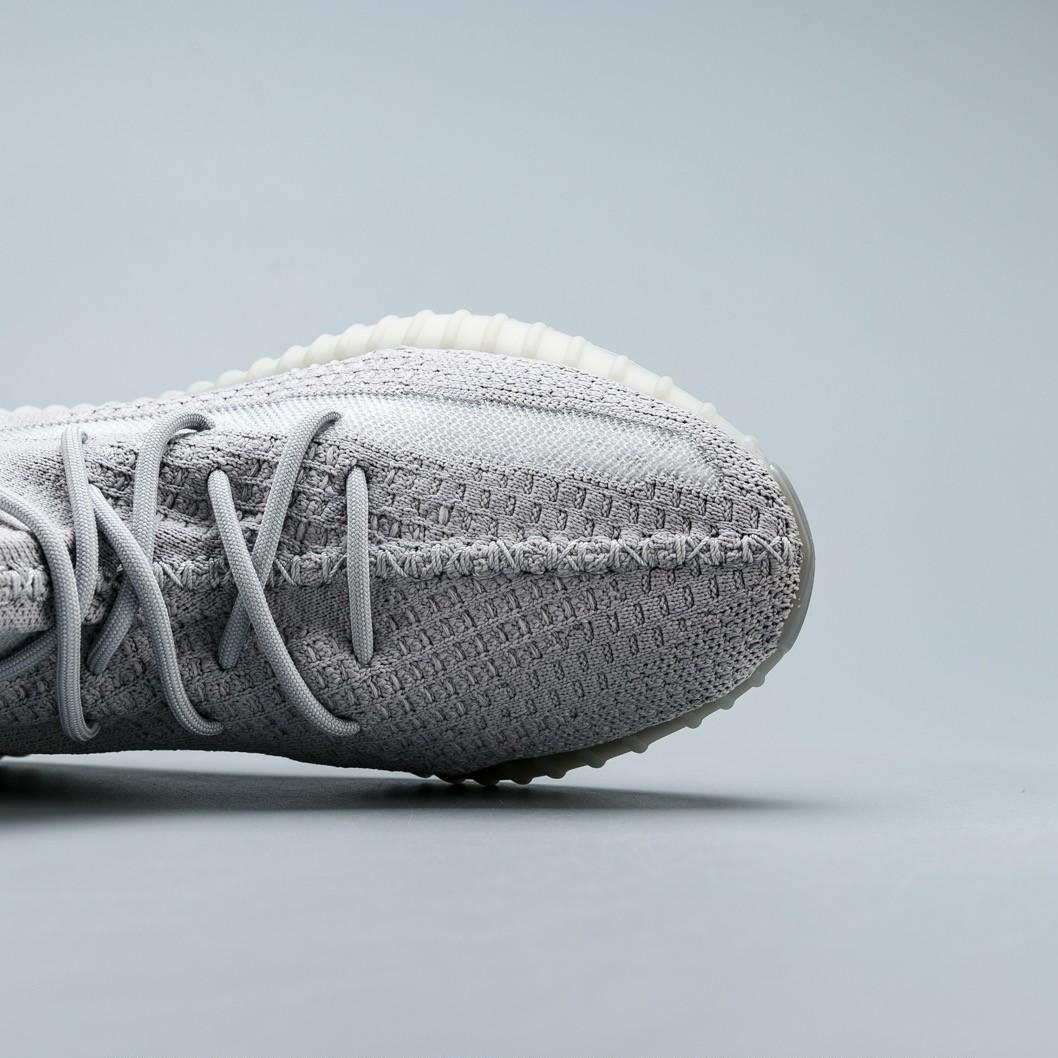 Adidas Yeezy Boost 350 V2 | Tail Light