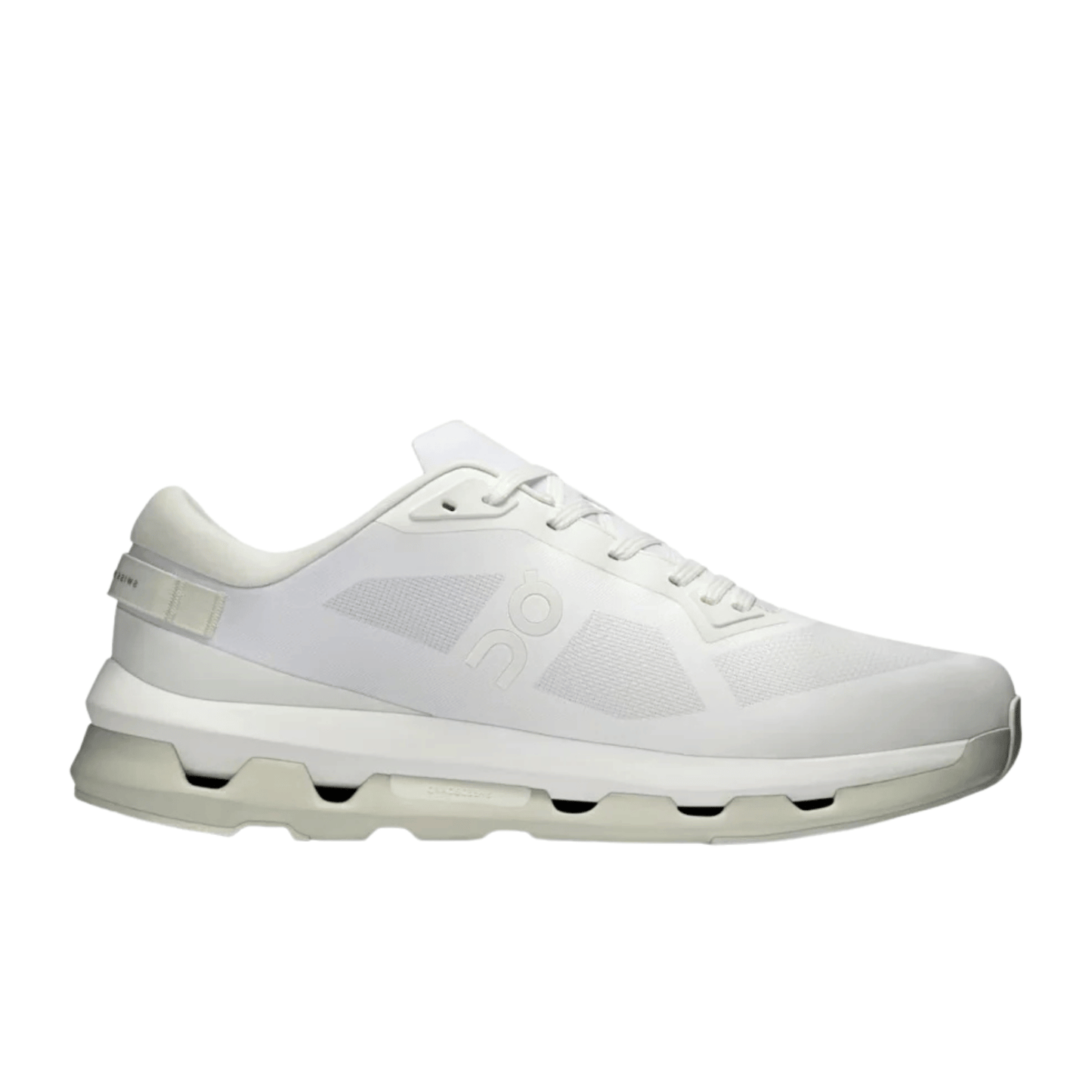 On Cloud Cloudtilt | White