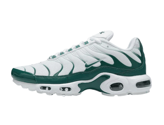 Nike Air Max Plus | Lacoste