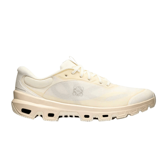 On Cloud x Loewe Cloudventure | Eggshell